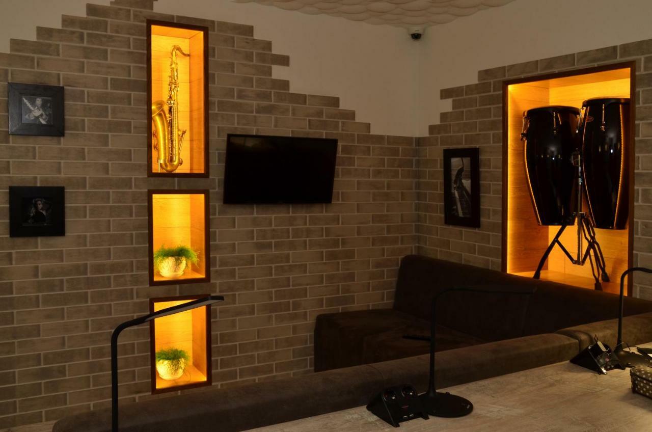Music Hostel Полтава Экстерьер фото